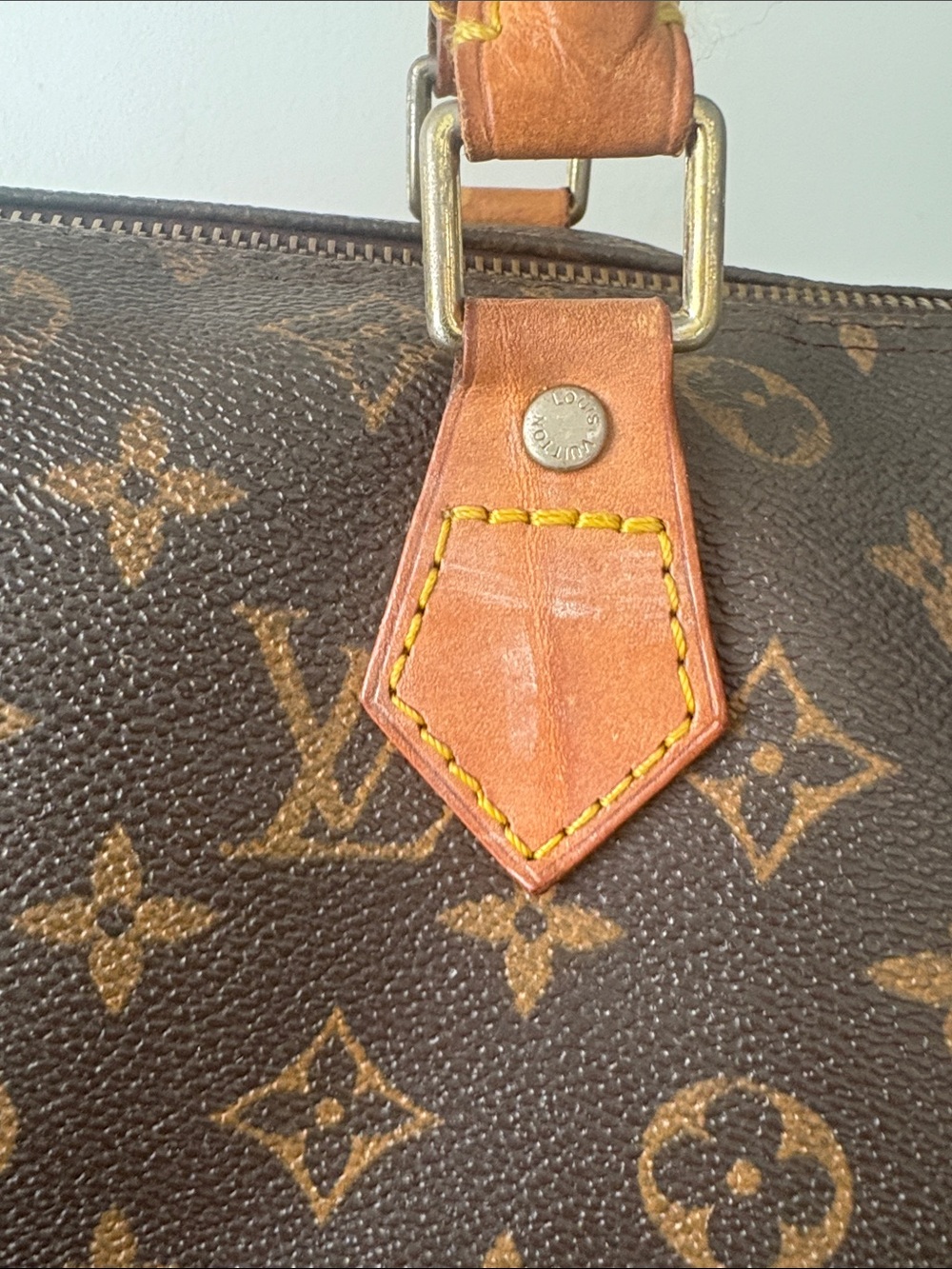 Vintage Louis Vuitton Speedy 30 Handbag - Picture 4 of 12